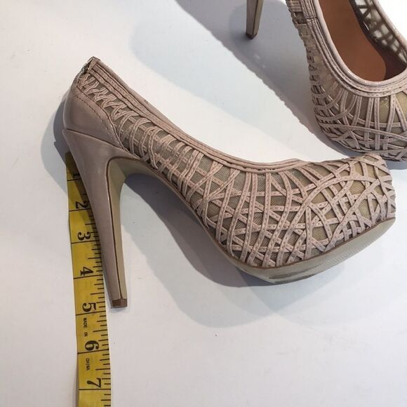 Calvin Klein Beige Pumps size 6.5 - Picture 8 of 11